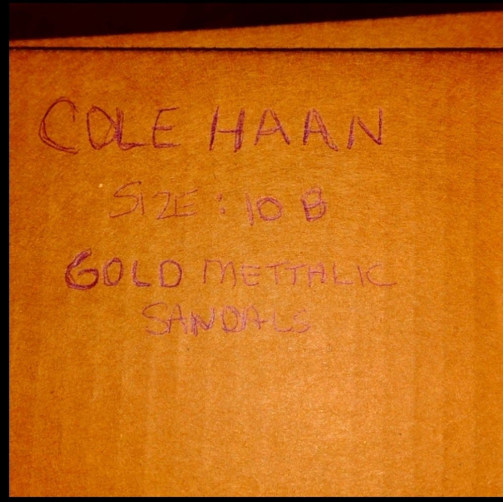 👣Cole Haan👣 Soft Gold Metallic  Cloudfeel Leather footwear - Picture 8 of 14